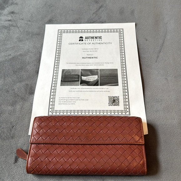 Bottega Veneta Brown Woven Clutch w COA - Picture 2 of 10